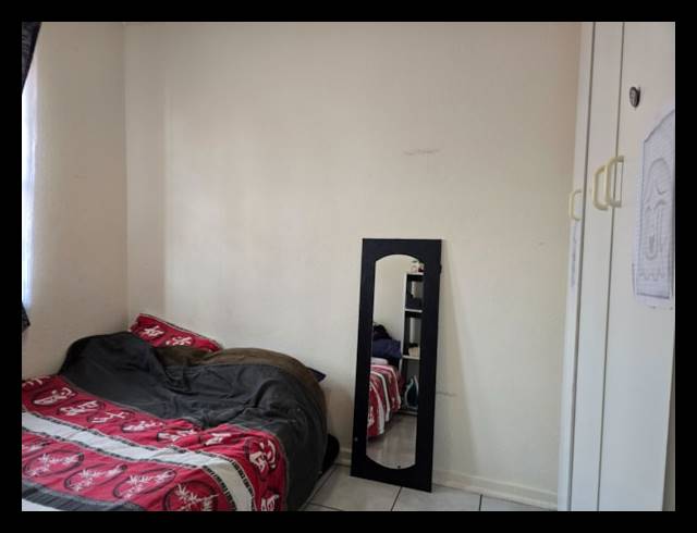 2 bed property to rent in LAKEFIELD